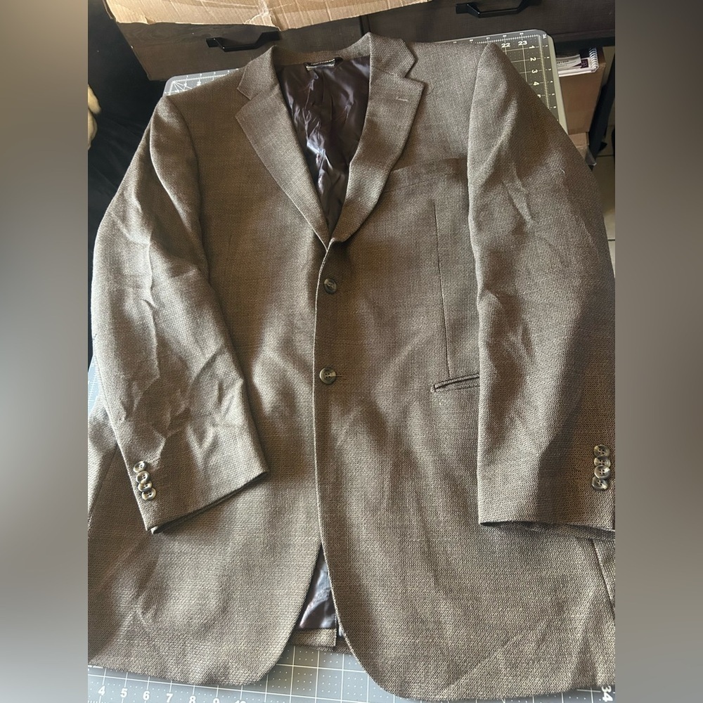 Elegant Men's Brown Blazer
